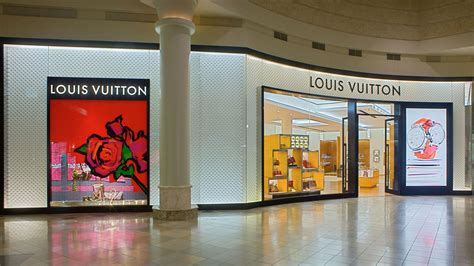 saks boca raton louis vuitton|boca raton fashion.